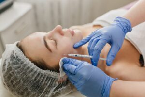 Botox: Butuh atau Tidak? Rahasia Kulit Awet Muda Terungkap