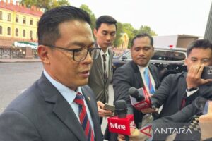 Evakuasi Darurat WNI Iran: Kemenlu Siapkan Jalur Aman