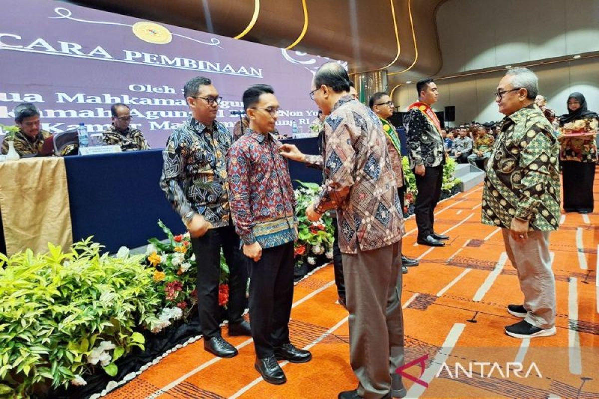 Hakim Agung Peringatkan: Jangan Jual Jabatan Demi Uang