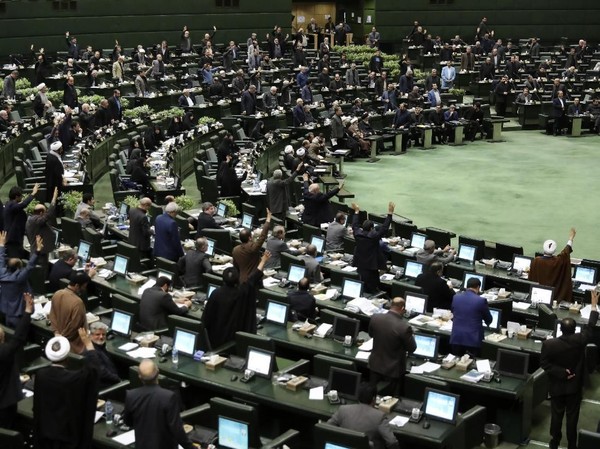 Iran Putus Kerja Sama Nuklir: Dampak Globalnya Terungkap