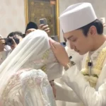 Misteri Orang Tua Gus Azmi: Terungkap! Menikah Muda di Usia 21 Tahun
