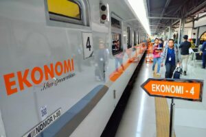 Nikmati Diskon 30%! 14 KA Ekonomi Stainless Steel