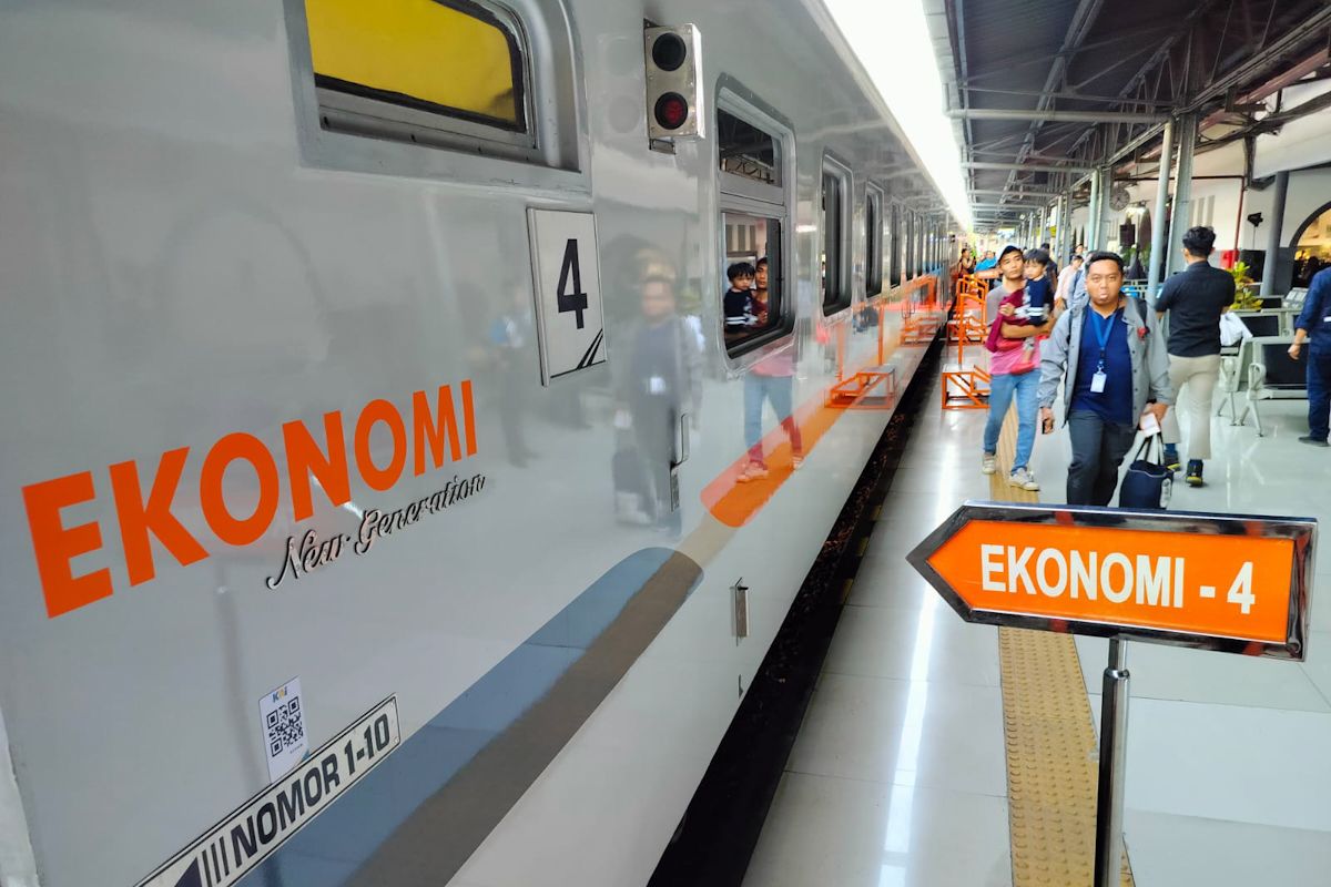 Nikmati Diskon 30%! 14 KA Ekonomi Stainless Steel