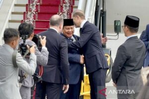 Prabowo di St. Petersburg: Kunjungan Strategis & RUU KUHAP Terbaru
