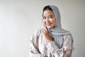 Rahasia Makeup Flawless Idul Adha 2025: 5 Tips Touch Up