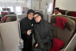 Risa Dewi, Calon Mertua Al Ghazali: Mantan Model, Ibu Alyssa Daguise?
