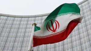 Serangan Israel ke Teheran? Trump Minta Warga Mengungsi