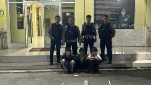Tawuran Petasan Petamburan: 3 Remaja Ditangkap, Perang Sengit!